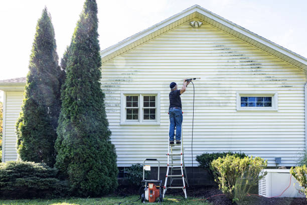 Best Animal Enclosure Cleaning  in Fort Clark Springs, TX
